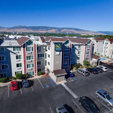 Quality Inn & Suites Reno Airport Exterior foto